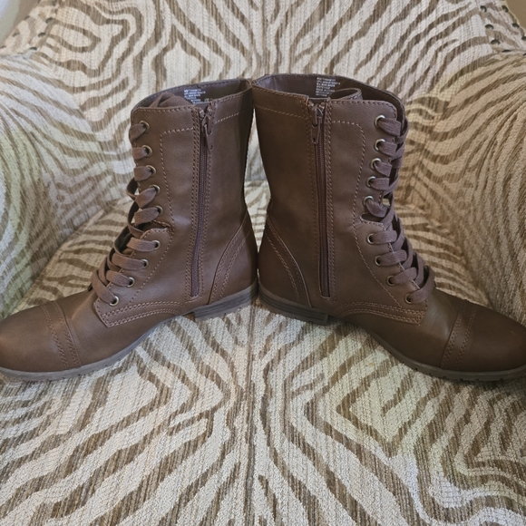 Time & Tru Brown Combat Boots – Women’s 9 | Lace-Up + Side Zip - Picture 7 of 7